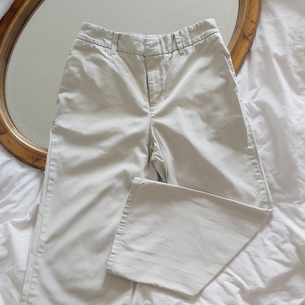 Vintage Y2K Cream Neutral GAP Capris